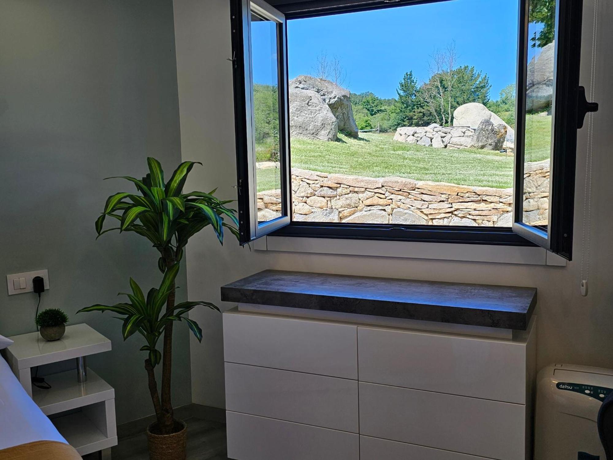 Loft Con Jacuzzi Os Arcos Apartment Sober Ngoại thất bức ảnh